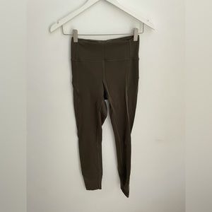 Green in movement leggings Lululemon